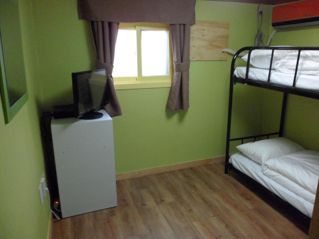 Yakorea Hostel Itaewon Сеул Номер фото
